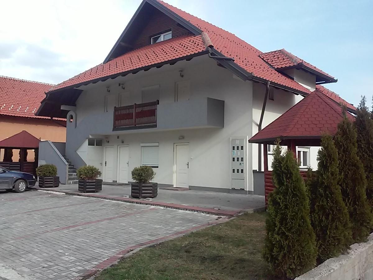Apartmani Kovacevic Zlatibor Bagian luar foto